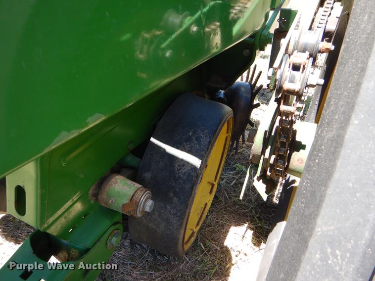 image for item FT9516 John Deere 7000 no-till planter