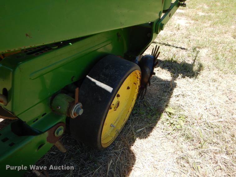 image for item FT9516 John Deere 7000 no-till planter
