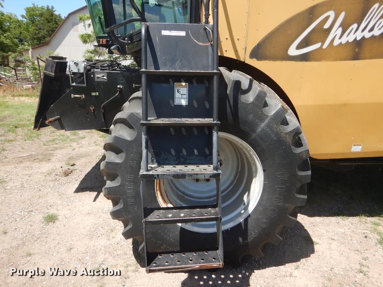 image for item FT9544 2003 Challenger 660 combine