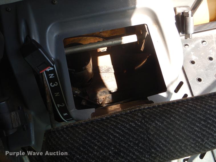 image for item FT9544 2003 Challenger 660 combine