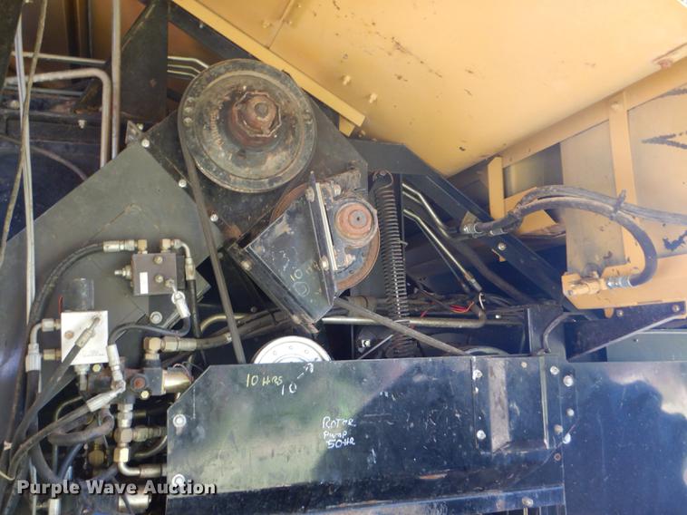 image for item FT9544 2003 Challenger 660 combine