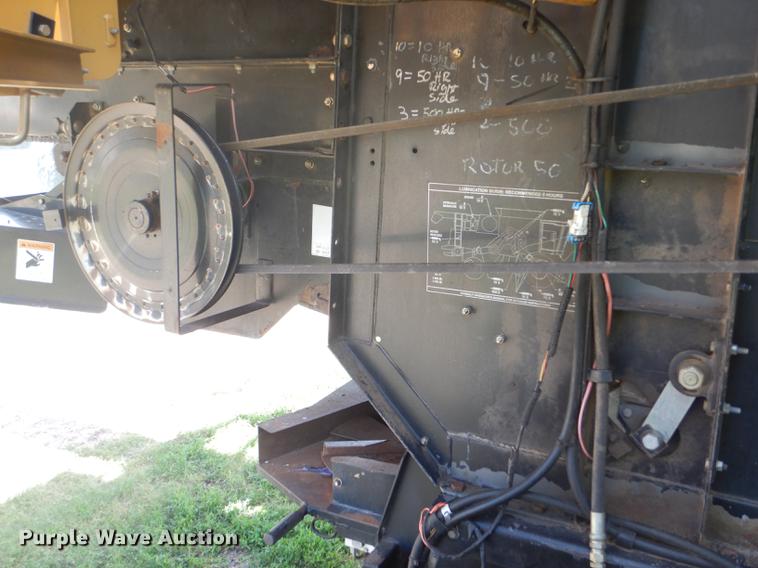 image for item FT9544 2003 Challenger 660 combine