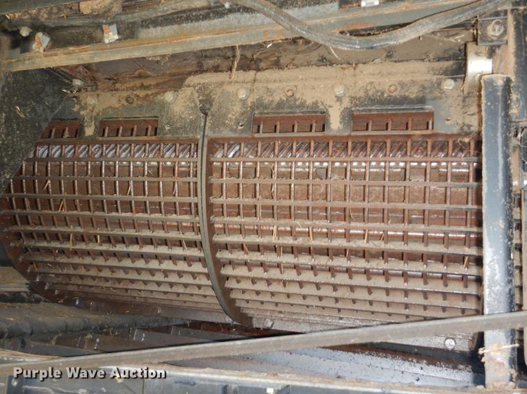 image for item FT9544 2003 Challenger 660 combine