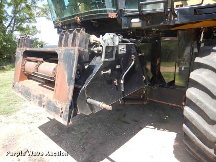 image for item FT9544 2003 Challenger 660 combine