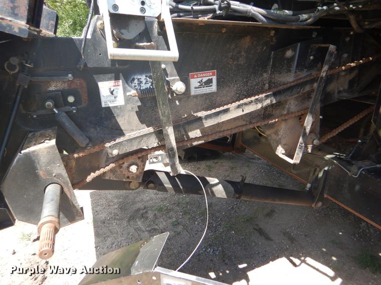 image for item FT9544 2003 Challenger 660 combine