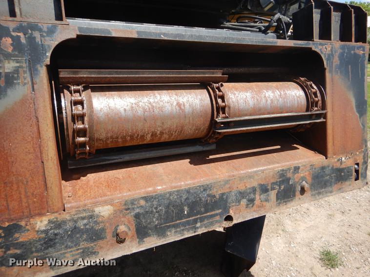 image for item FT9544 2003 Challenger 660 combine