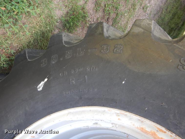 image for item FT9544 2003 Challenger 660 combine