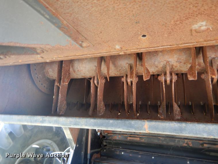 image for item FT9544 2003 Challenger 660 combine