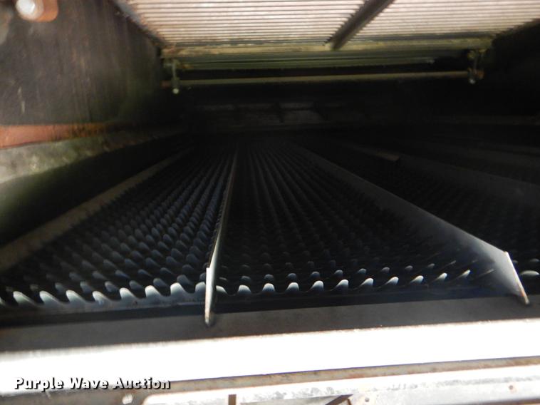 image for item FT9544 2003 Challenger 660 combine