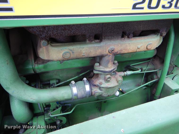 image for item FT9617 1973 John Deere 2030 tractor