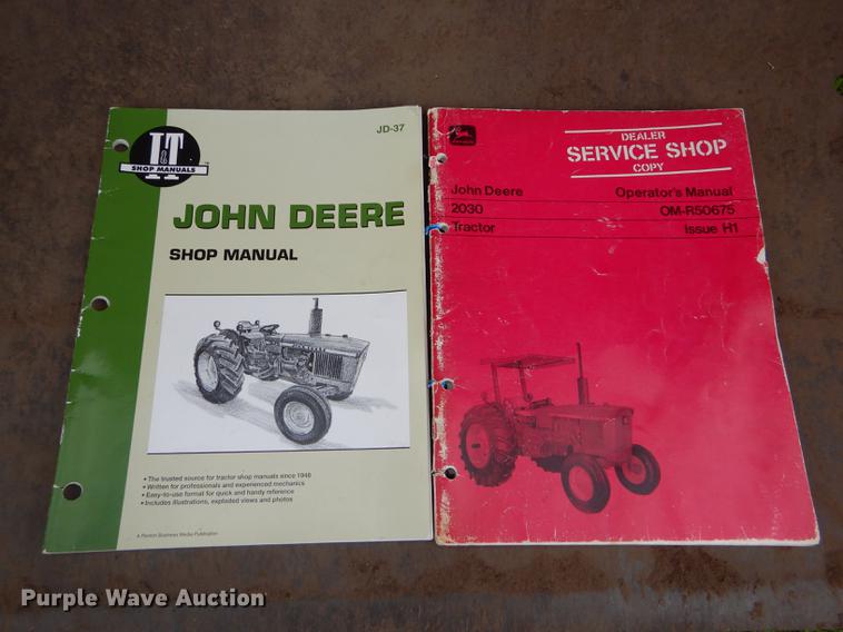 image for item FT9617 1973 John Deere 2030 tractor