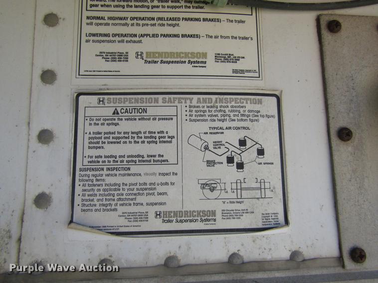 image for item DB4936 2000 Utility refrigerated van trailer