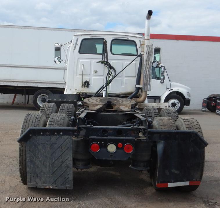 image for item DC4546 2003 Sterling DS-999 semi truck