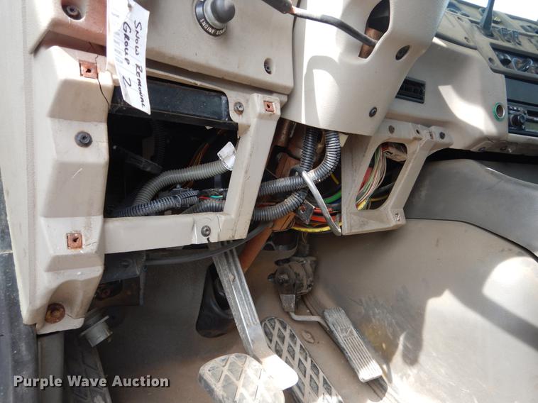 image for item DC4546 2003 Sterling DS-999 semi truck