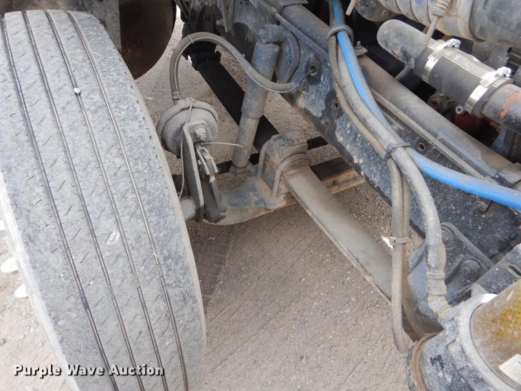 image for item DC4546 2003 Sterling DS-999 semi truck