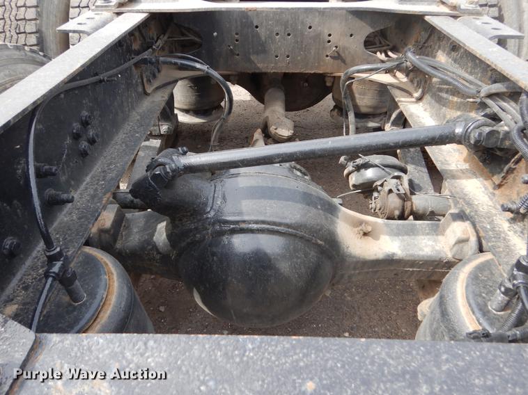 image for item DC4546 2003 Sterling DS-999 semi truck