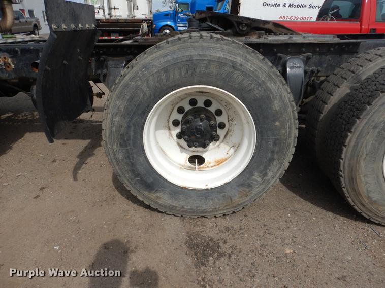 image for item DC4546 2003 Sterling DS-999 semi truck