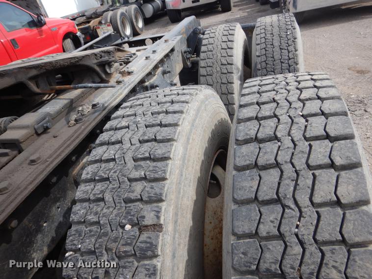 image for item DC4546 2003 Sterling DS-999 semi truck