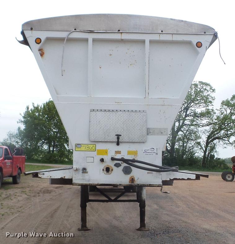 image for item DC4554 2006 Trail King OLB343HV belt trailer