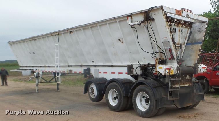 image for item DC4554 2006 Trail King OLB343HV belt trailer