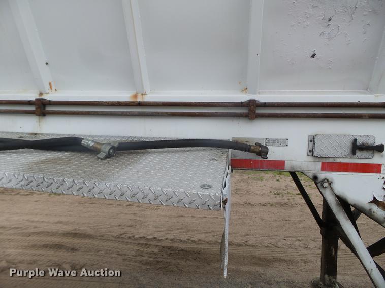 image for item DC4554 2006 Trail King OLB343HV belt trailer