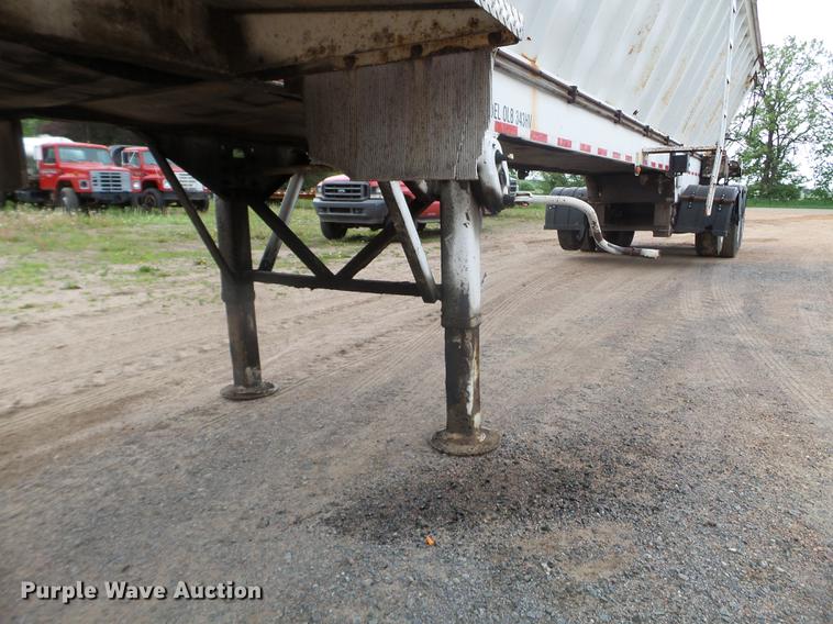 image for item DC4554 2006 Trail King OLB343HV belt trailer