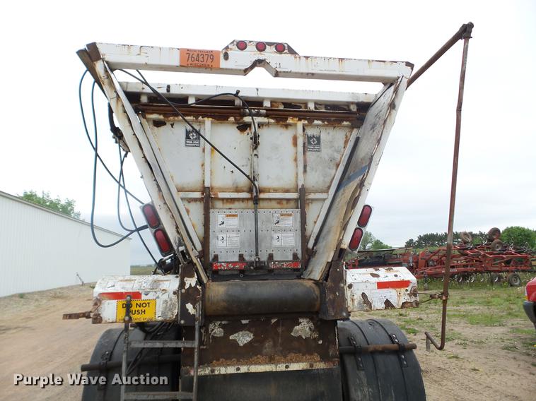 image for item DC4554 2006 Trail King OLB343HV belt trailer