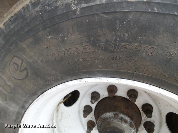 image for item DC4554 2006 Trail King OLB343HV belt trailer