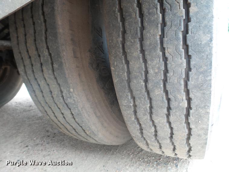 image for item DC4554 2006 Trail King OLB343HV belt trailer