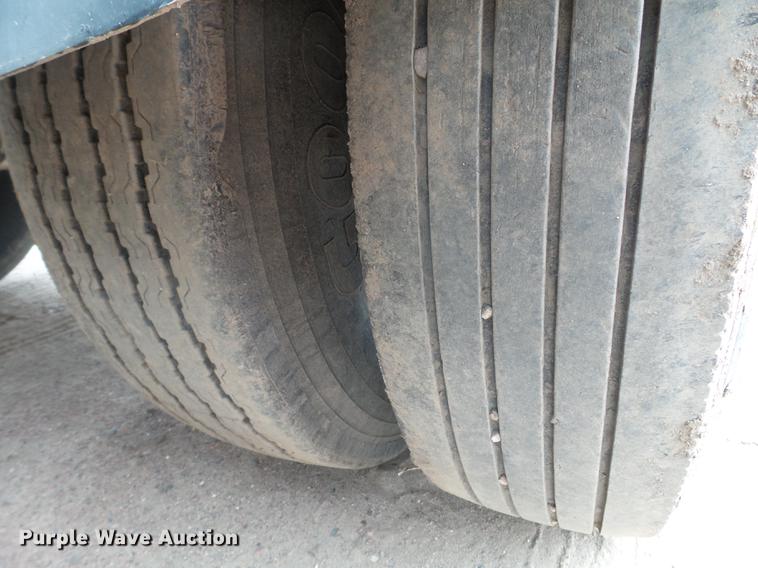 image for item DC4554 2006 Trail King OLB343HV belt trailer