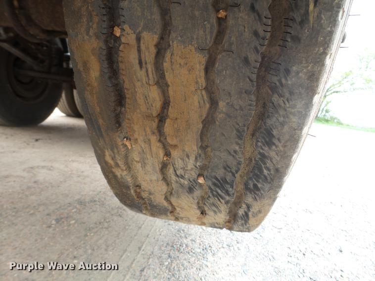 image for item DC4554 2006 Trail King OLB343HV belt trailer