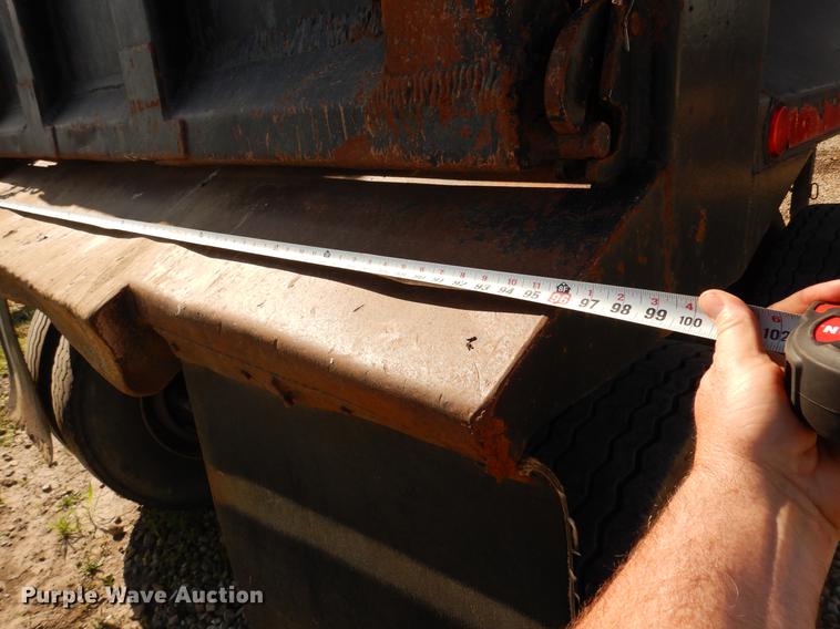 image for item DC8695 1990 Hilbilt end dump trailer