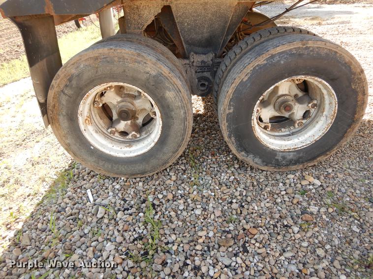 image for item DC8695 1990 Hilbilt end dump trailer