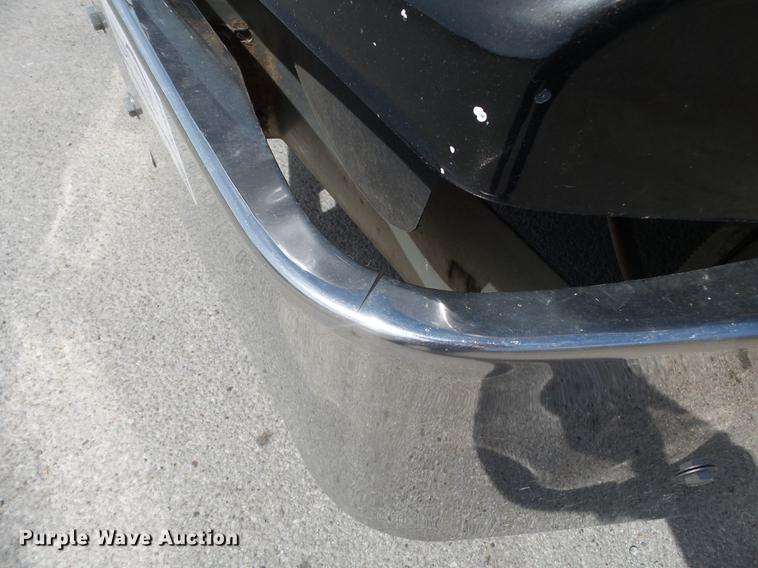 image for item DE7819 1995 White GMC WIA semi truck