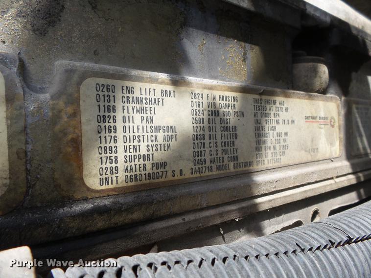 image for item DE7819 1995 White GMC WIA semi truck