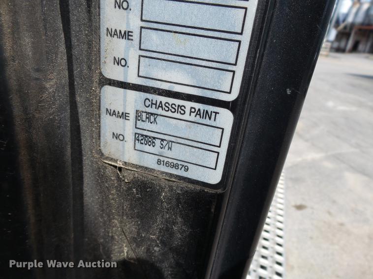 image for item DE7819 1995 White GMC WIA semi truck