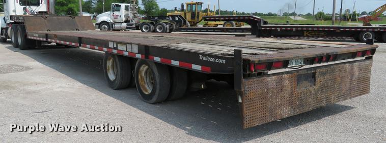 image for item DE8110 1996 Trail-Eze DLX35 tilt deck equipment trailer