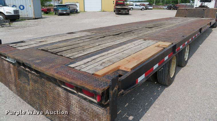 image for item DE8110 1996 Trail-Eze DLX35 tilt deck equipment trailer