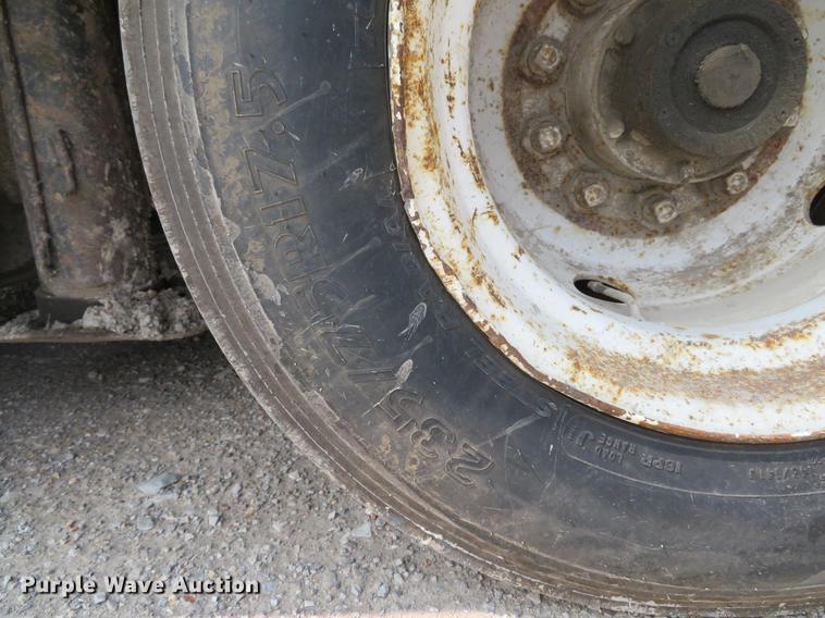 image for item DE8110 1996 Trail-Eze DLX35 tilt deck equipment trailer