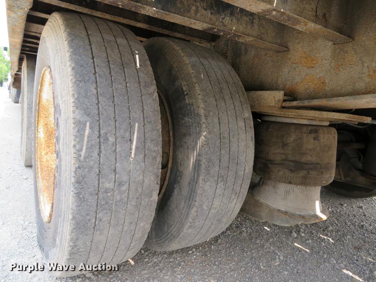 image for item DE8110 1996 Trail-Eze DLX35 tilt deck equipment trailer