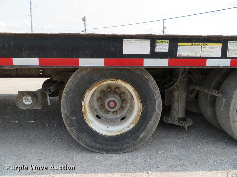image for item DE8110 1996 Trail-Eze DLX35 tilt deck equipment trailer