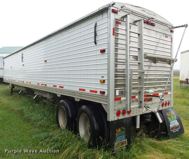 image for item DF0772 2008 Timpte double hopper bottom grain trailer