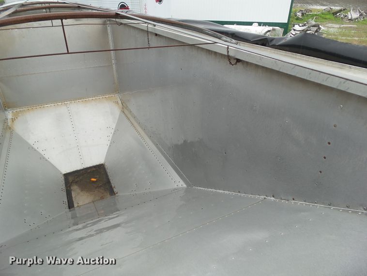 image for item DF0772 2008 Timpte double hopper bottom grain trailer