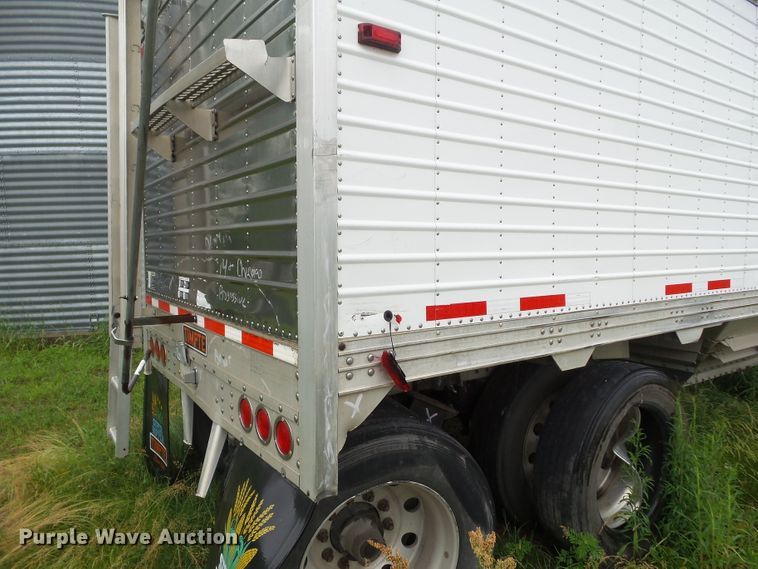 image for item DF0772 2008 Timpte double hopper bottom grain trailer