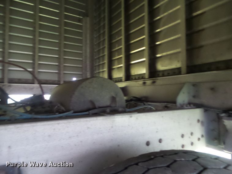 image for item DF0772 2008 Timpte double hopper bottom grain trailer