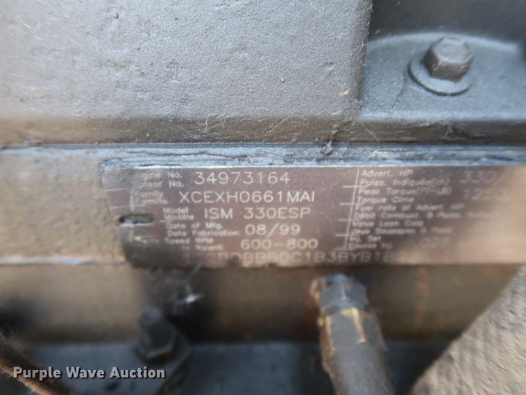 image for item DG4014 2000 Kenworth T800B semi truck