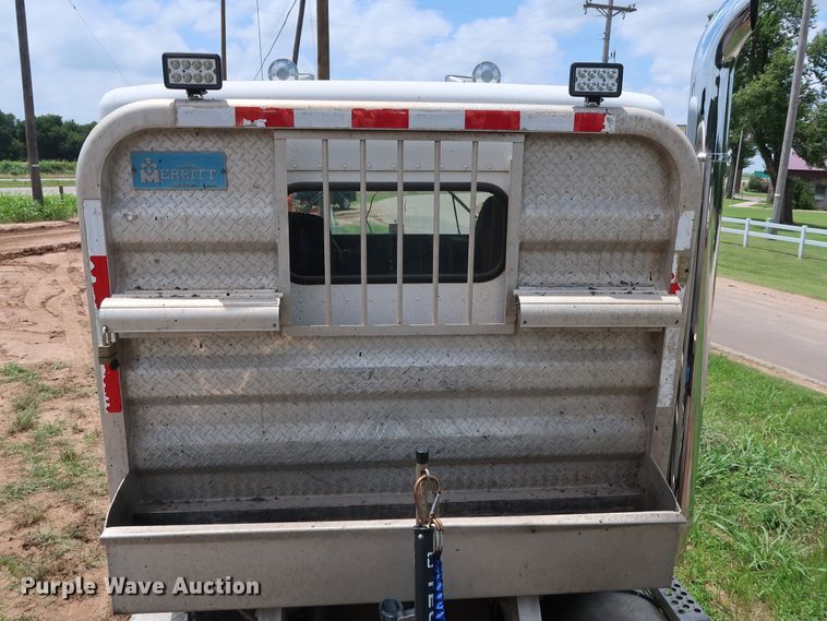 image for item DG4014 2000 Kenworth T800B semi truck