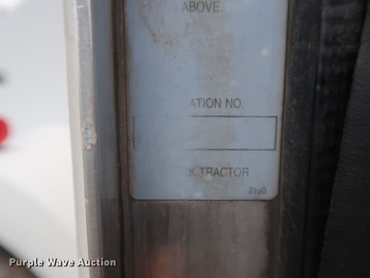 image for item DG4014 2000 Kenworth T800B semi truck