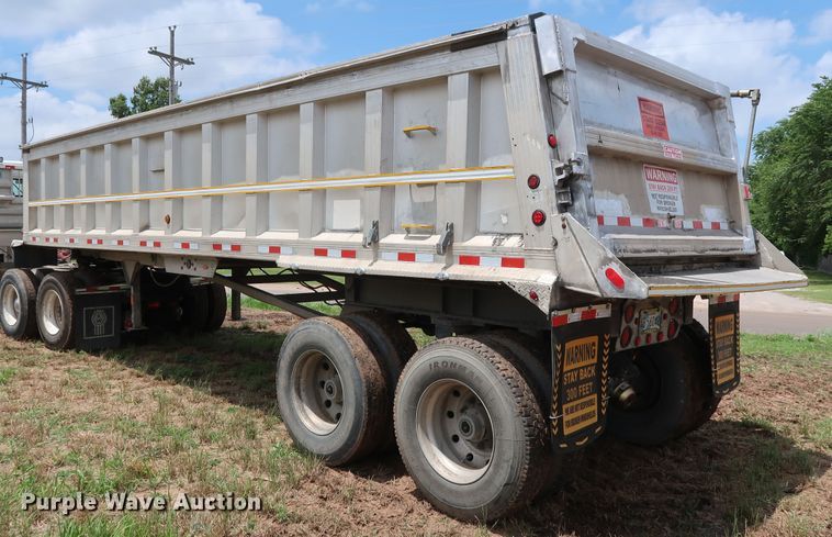 image for item DG4015 2002 Travis S/96 end dump trailer