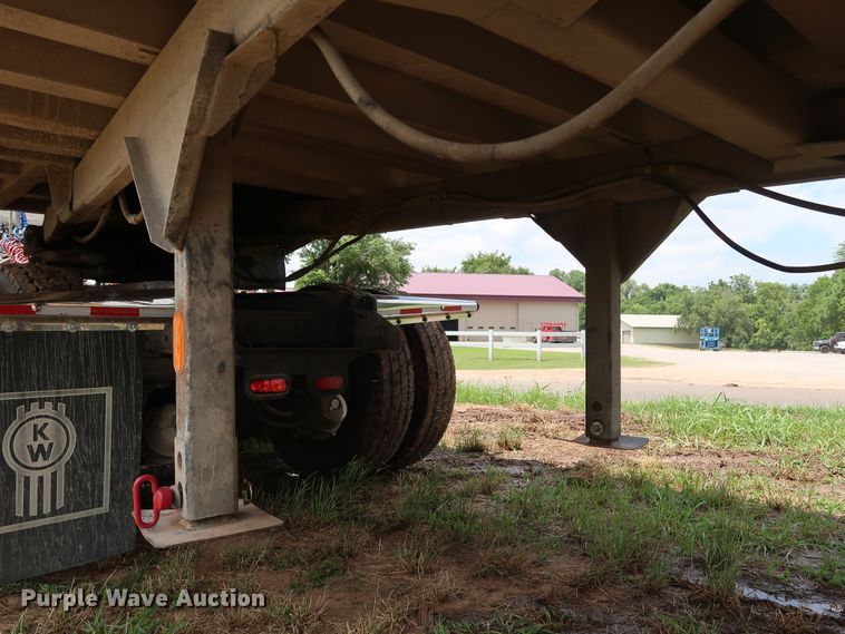 image for item DG4015 2002 Travis S/96 end dump trailer